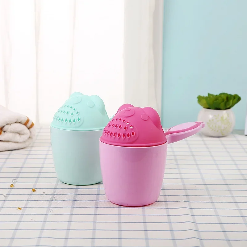 Gobelets de lavage de cheveux  - Baby Products Hair avis et prix